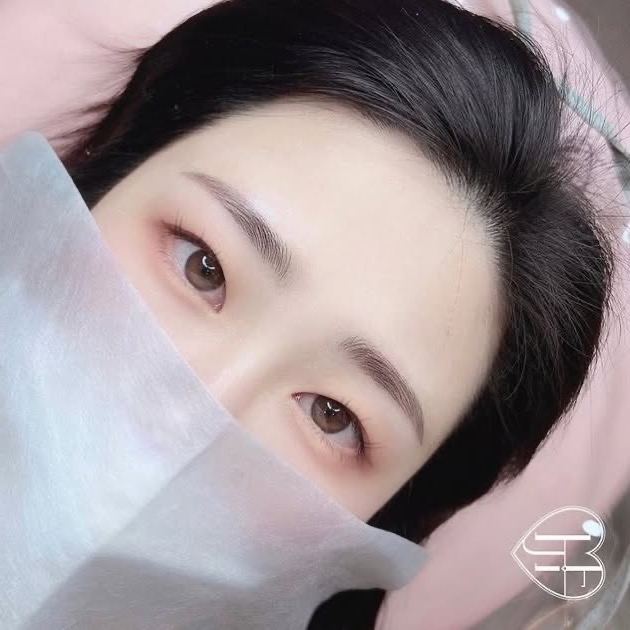 자연눈썹 시술 사례